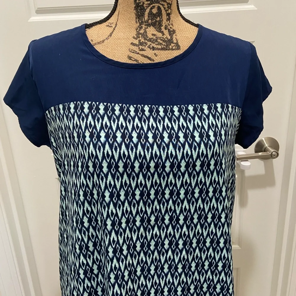Light Blue/Navy Liz Lange Maternity Shift Dress size XS - Picture 3 of 3